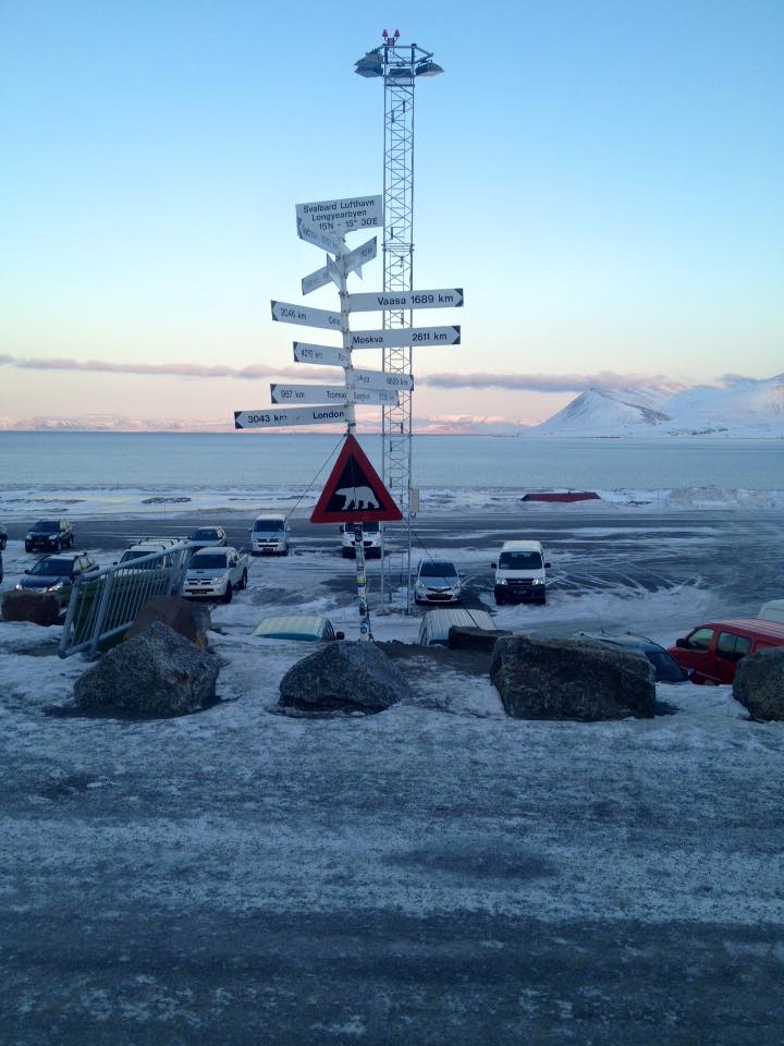 Longyearbyen Flughafen Spitzbergen © Ines Erlacher und Thomas Mussbacher