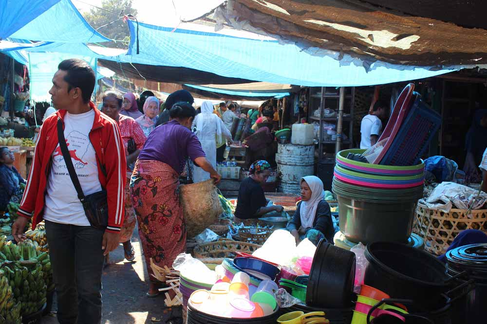 Einkaufstipp Markt Pasar Gunungsari Lombok Indonesien Asien Hoteltipp, Sehenswertes und Reisebericht Lombok unbekannte Perle Indonesiens www.gindeslebens.com