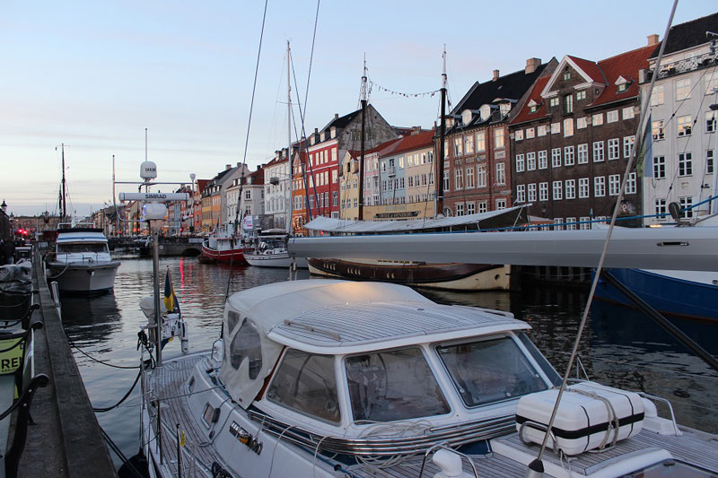 Kopenhagen im Winter Nyhavn Sehenswürdigkeiten www.gindeslebens.com