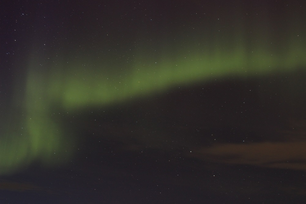 Nordlichter (Aurora Borealis) beim Grótta Leuchtturm Roadtrip Island gindeslebens.com © Thomas Mussbacher und Ines Erlacher