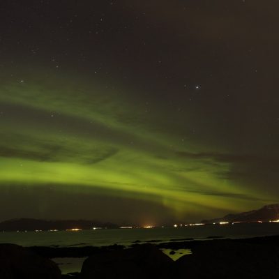 Nordlichter (Aurora Borealis) beim Grótta Leuchtturm Roadtrip Island gindeslebens.com © Thomas Mussbacher und Ines Erlacher