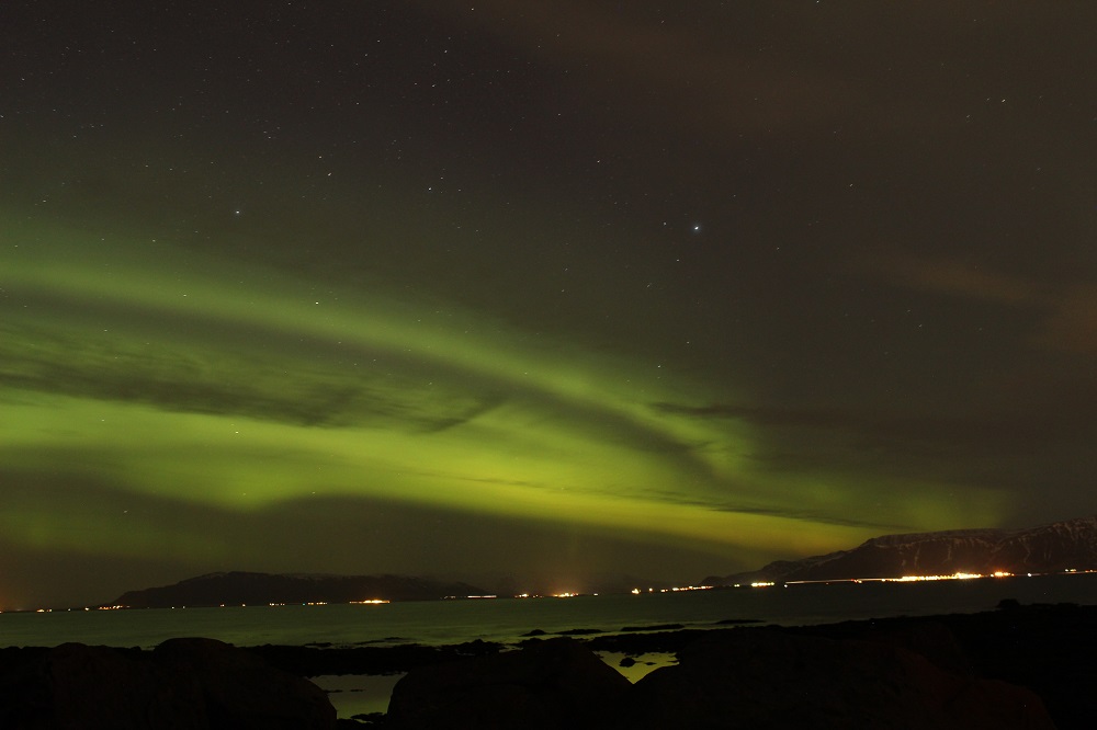 Nordlichter (Aurora Borealis) beim Grótta Leuchtturm Roadtrip Island gindeslebens.com © Thomas Mussbacher und Ines Erlacher