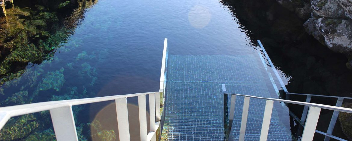 Silfra Spalte Schnorcheln auf Island ein absolutes Highlight