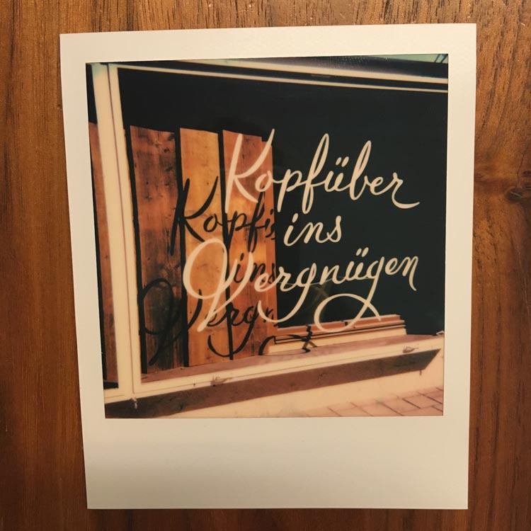 Retro Stadtführung Graz Polaroid Sophort www.gindeslebens.com