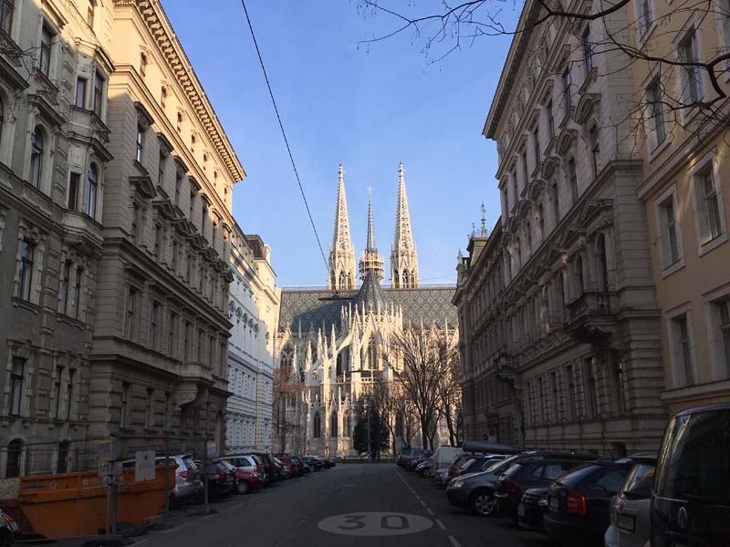 Reiseblogger WG Ibis Wien Hauptbahnhof www.gindeslebens.com