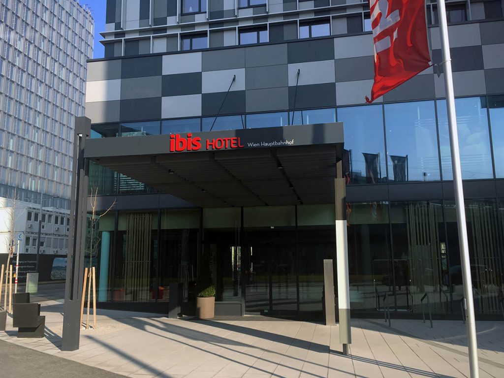 Reiseblogger WG Ibis Wien Hauptbahnhof www.gindeslebens.com