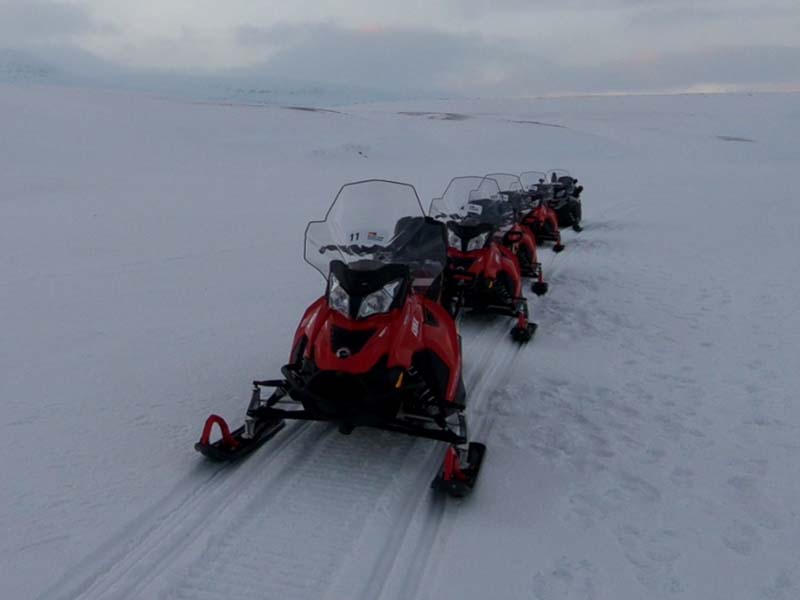 Arctic Treasures Schneemobiltour - Tagestour zum Tempelfjord www.gindeslebens.com.JPG