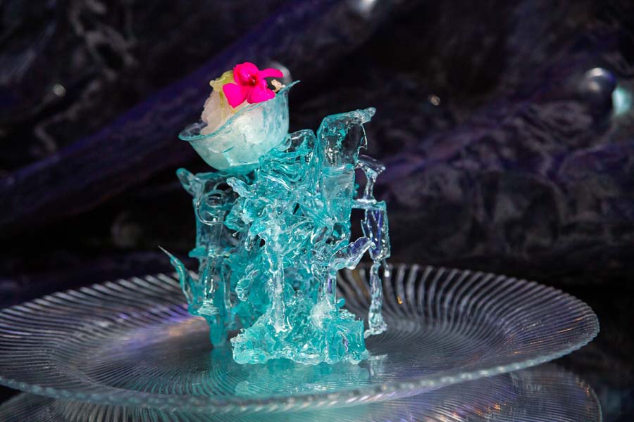 gin tonic sorbet . gurke . zuckerkoralle Ginfluencer Dinner im S’PARKS by Executive Chef Ademir Husagic © Ina Kerpe