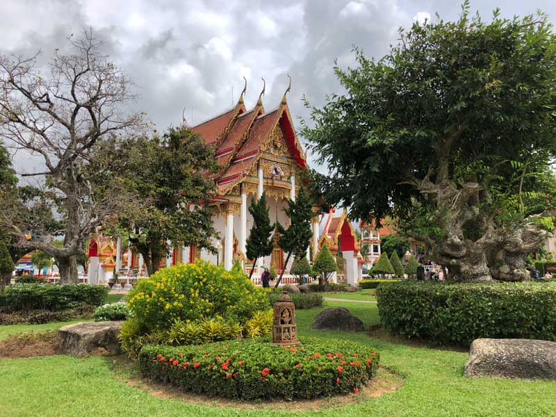 Wat Chalong Tempel Phuket in der Regenzeit - Sehenswertes, Aktivitäten und Tipps www.gindeslebens.com
