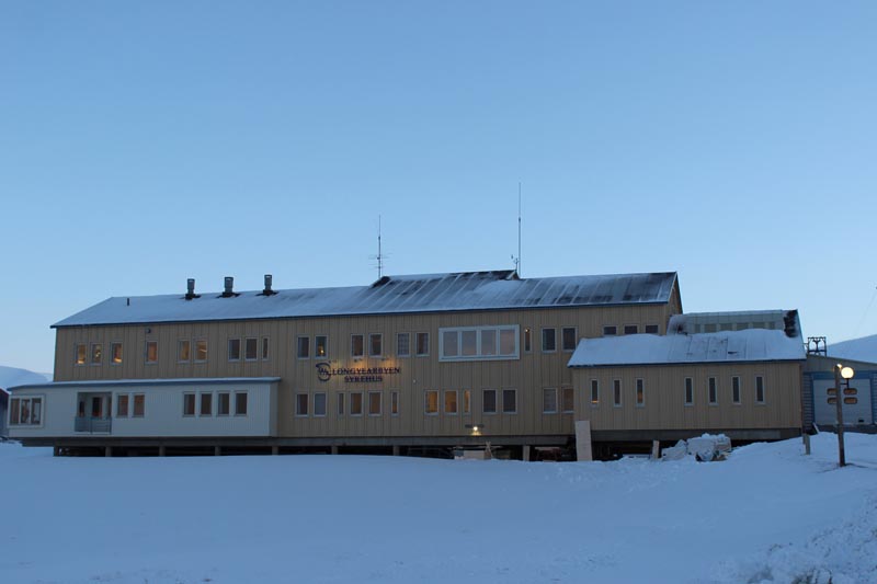 Spitzbergen Urlaub in der Arktis Krankenhaus Longyearbyen www.gindeslebens.com