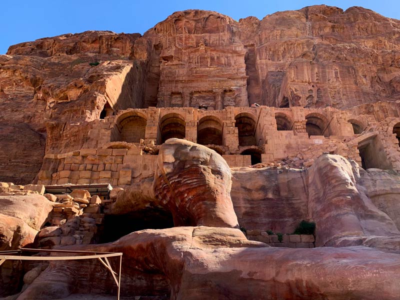 Fassade in Petra Jordanien www.gindeslebens.com