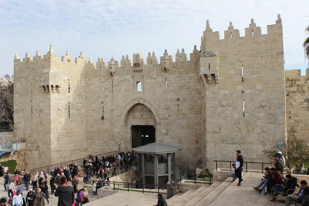 Damskus Gate Jerusalem Israel an einem Tag - Sehenswertes, Hotel, Highlights und Tipps www.gindeslebens.com