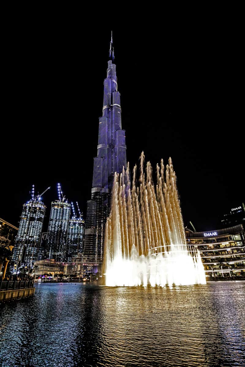 Sehenswürdigkeiten Burj Khalifa und Dubai Fountain bei Nacht